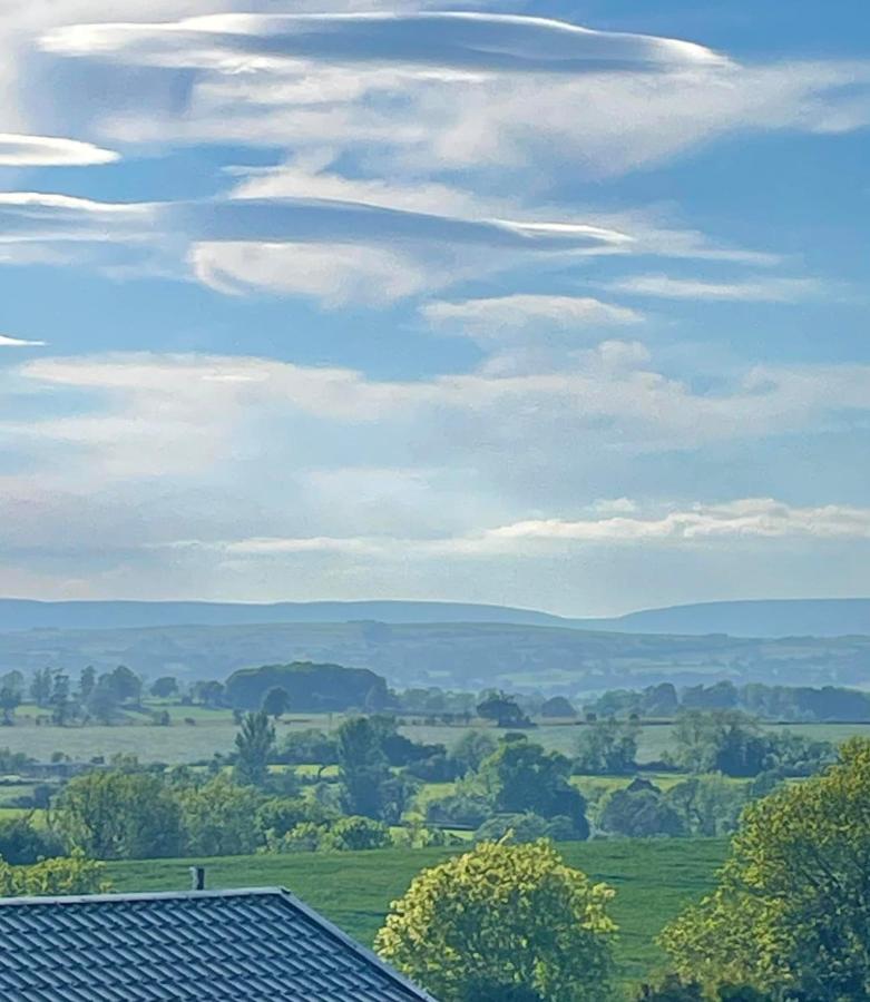Ribble Valley Lodge Retreat Gisburn Kültér fotó